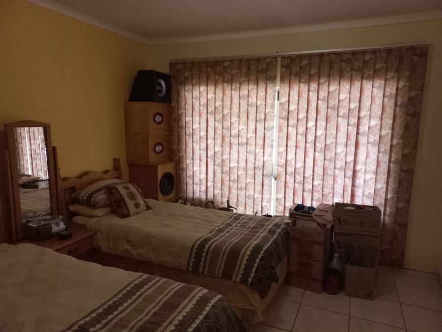 5 Bedroom Property for Sale in Cashan North West